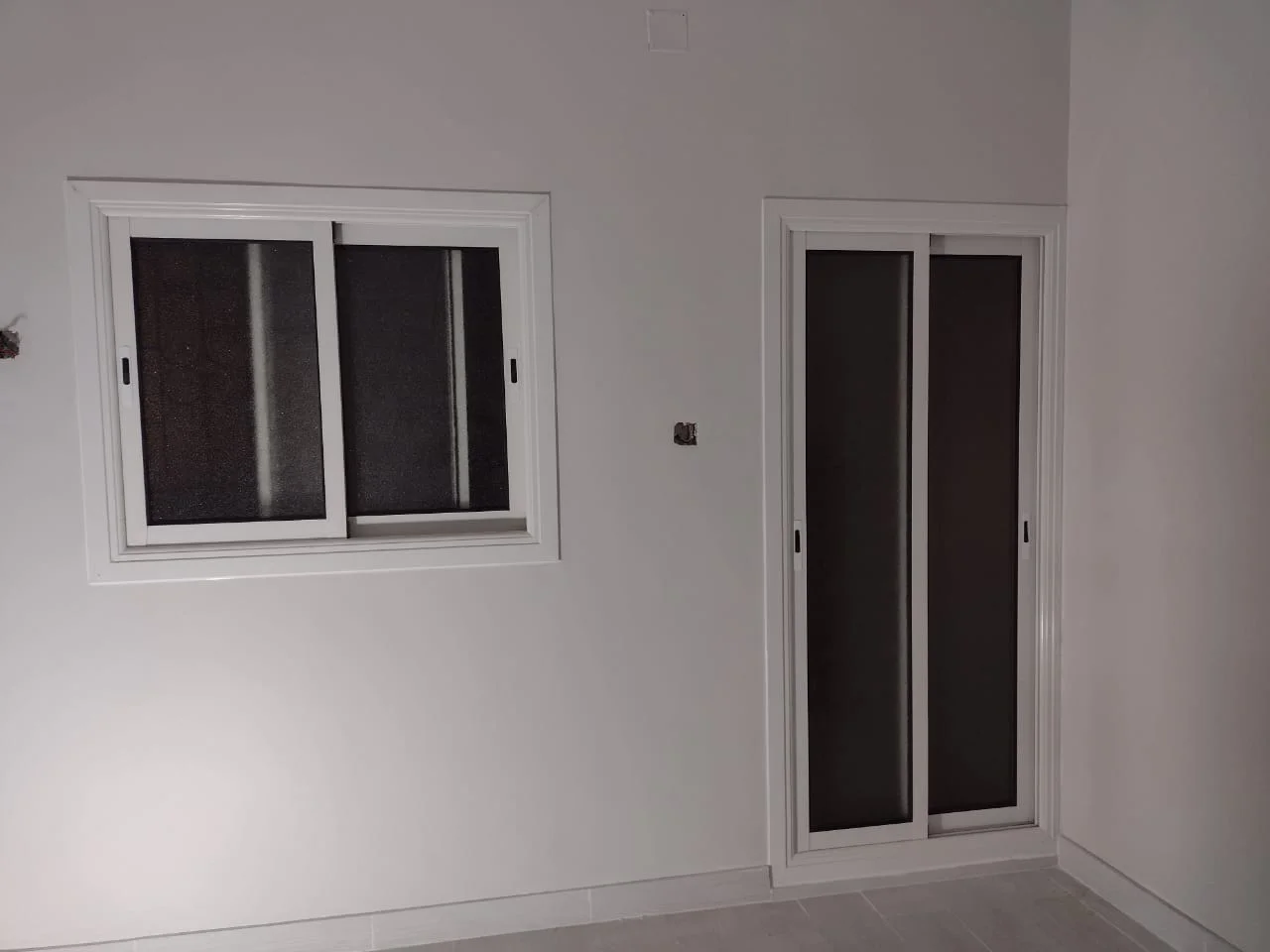 شباك ألمنيوم سحاب